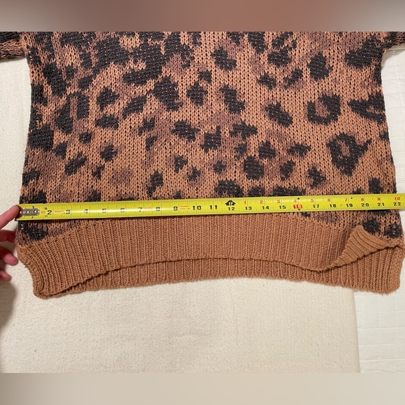 Leopard Print Slouchy Sweater - Picture 6 of 6